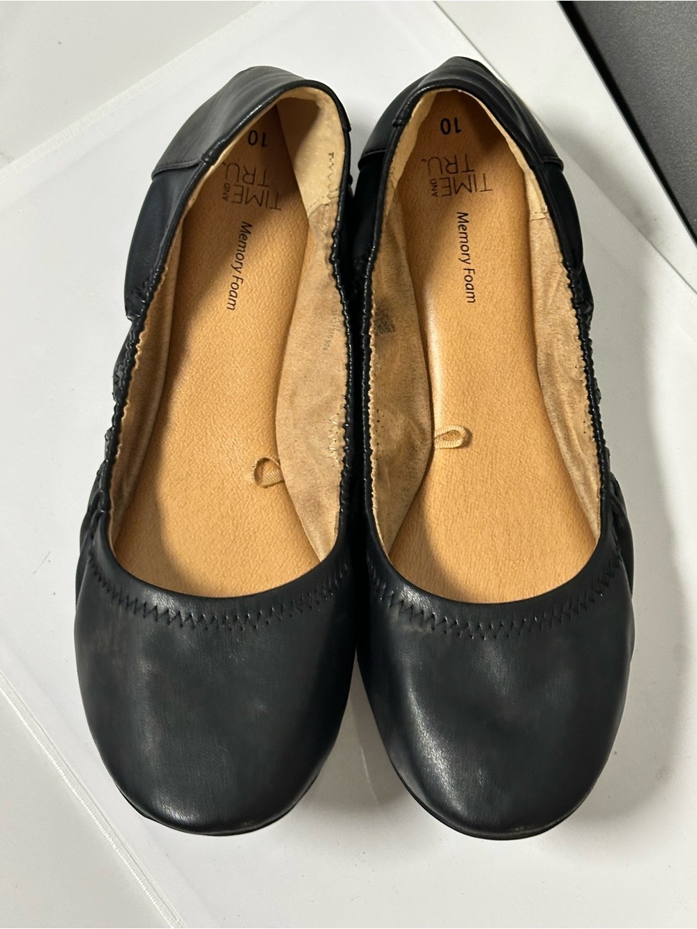 Time and Tru Black Slip-On Memory Foam Ballet Flats - Women's